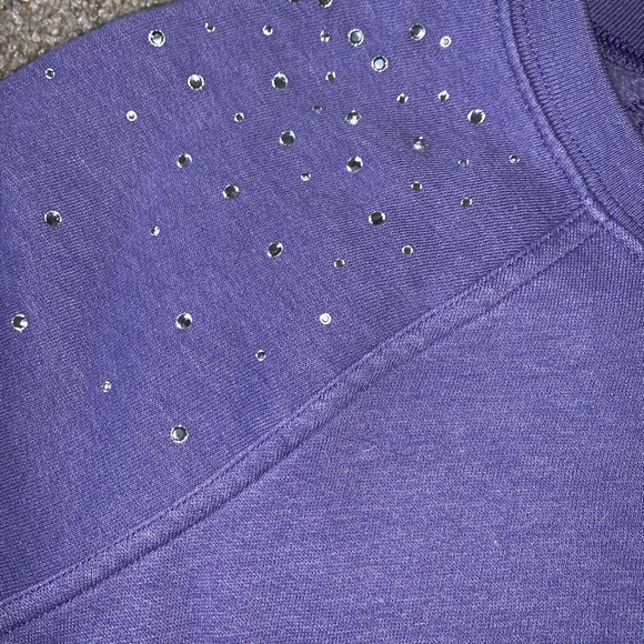 PINK VICTORIA SECRET WOMENS SIZE EXTRA SMALL PETITE PURPLE VINTAGE SWEATER USED - Picture 7 of 8